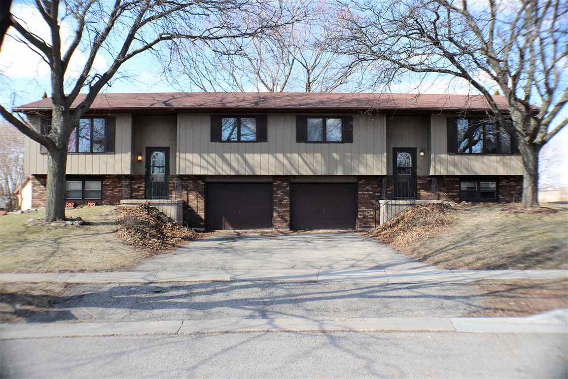 454 Wisconsin Duplex/fourplex For Sale average 263,772