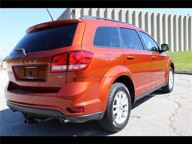 2014 Dodge Journey SXT Front-wheel Drive