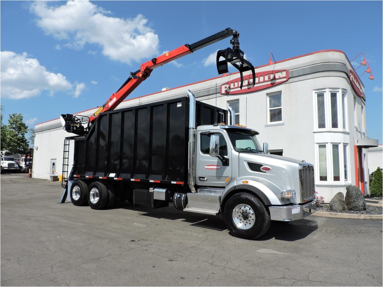 Peterbilt Grapple Trucks For Sale Used Trucks On Buysellsearch
