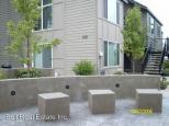 183 E 19th