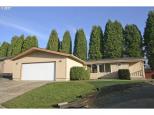1614 Se Maple Loop