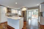 4085 Commodore Drive