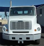 2004 Freightliner Fl112